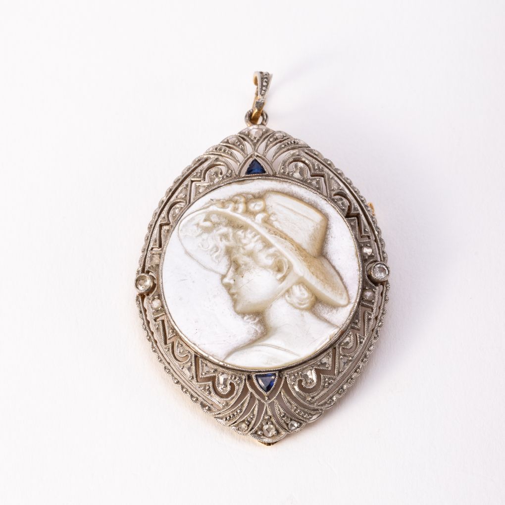 Spilla o Pendente con Cameo in Madreperla di fine Ottocento