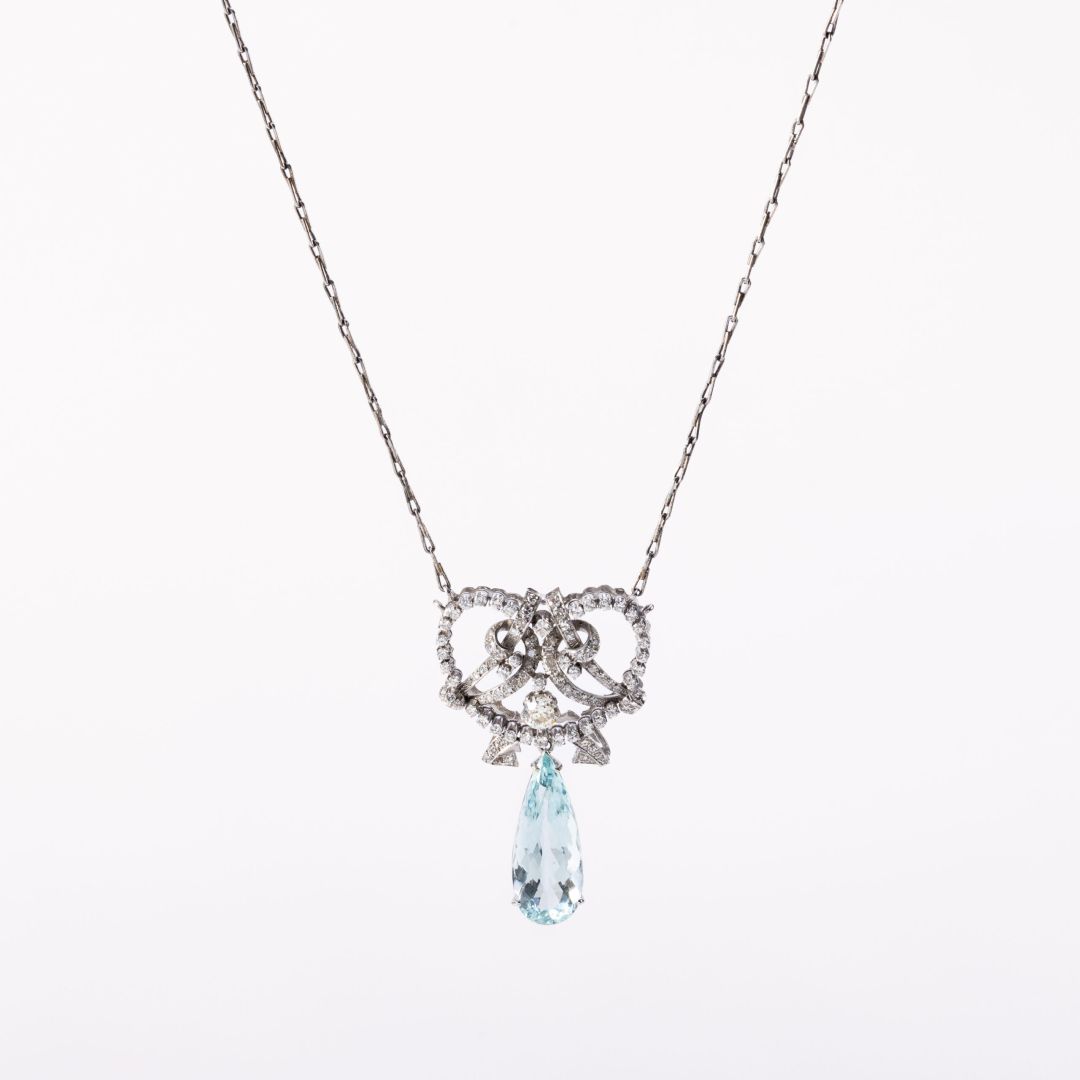 Collana con pendente in Oro bianco Diamanti e Acquamarina